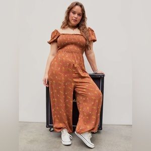 BRAND NEW! Cider FLORAL SMOCKED JOGGER JUMPSUIT CURVE & PLUS